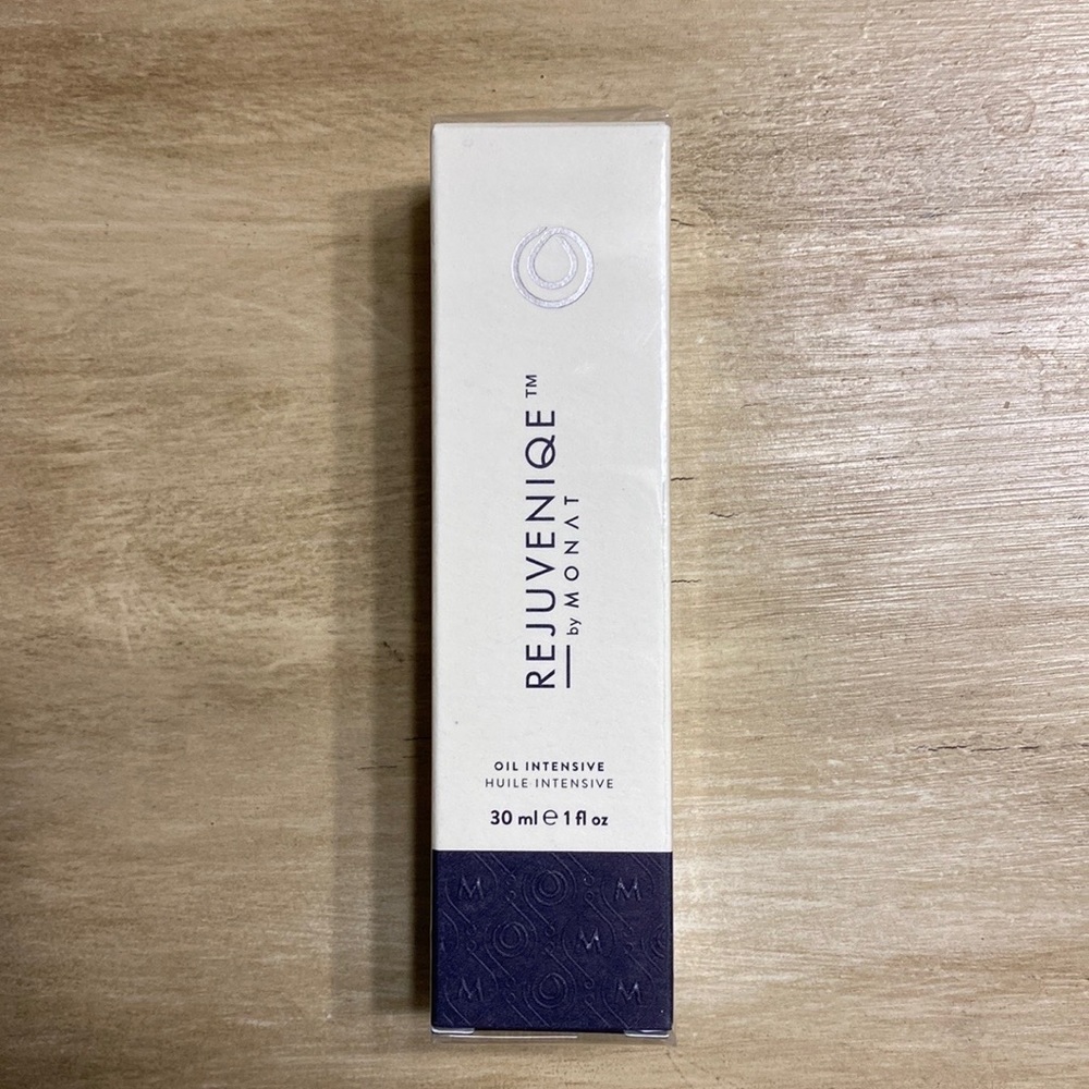 Monat Rejuvenique light oil and energy boost